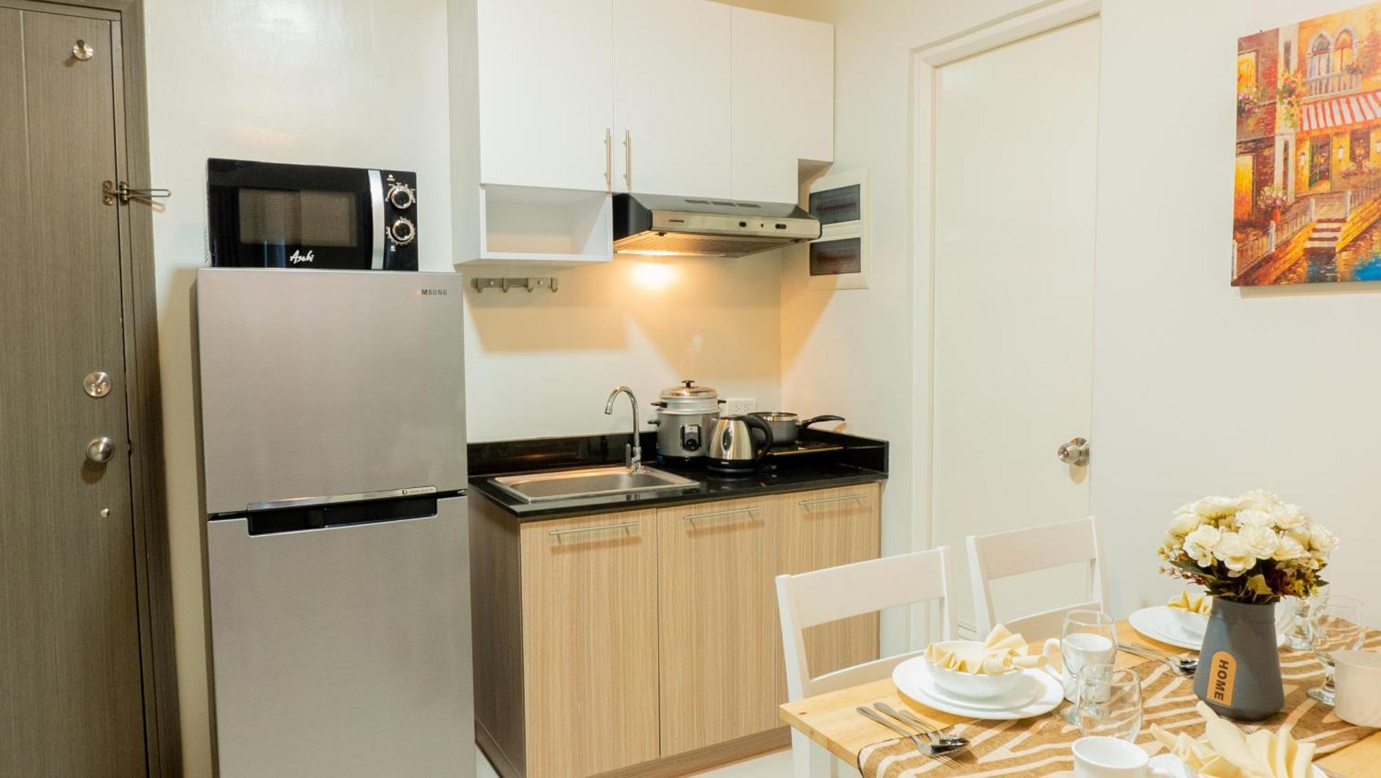 Palawan Modern Living In A Thoughtfully Designed Staycation Near Airport - B1 5Kunzite Puerto Princesa Esterno foto