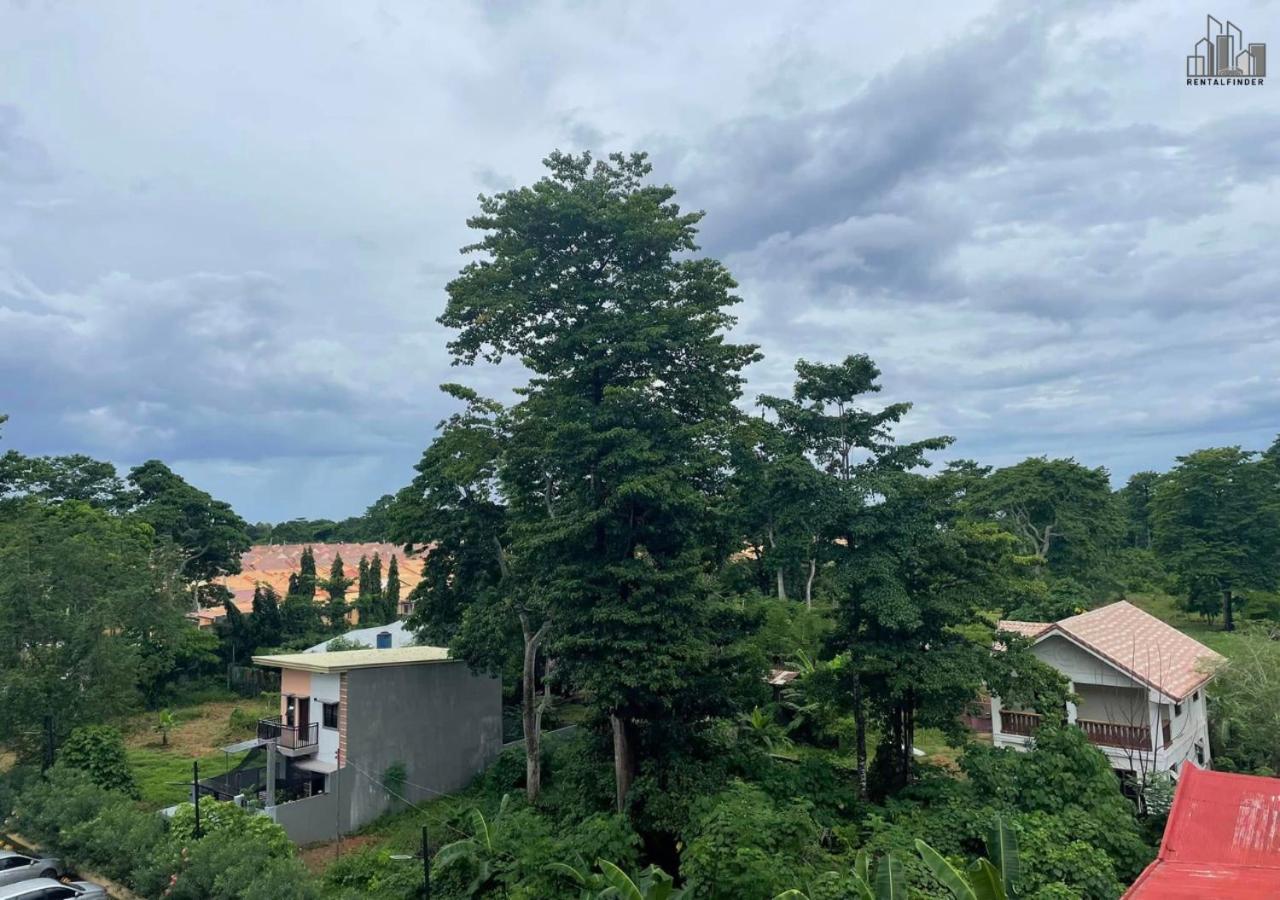 Palawan Modern Living In A Thoughtfully Designed Staycation Near Airport - B1 5Kunzite Puerto Princesa Esterno foto